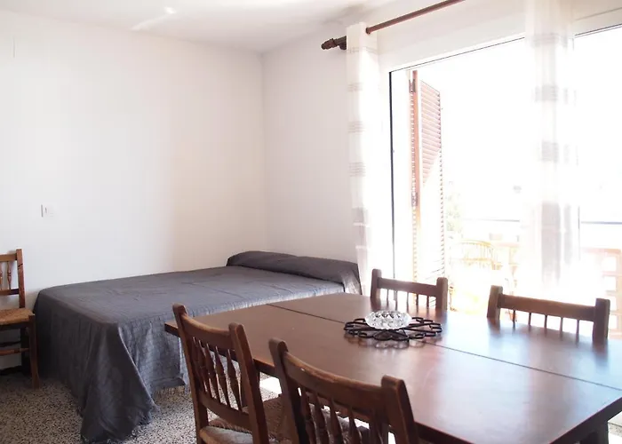 Miramar 33a *